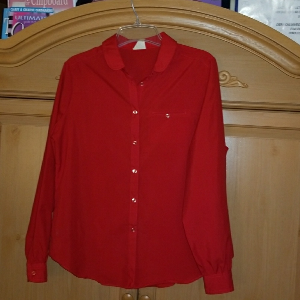 Long sleeve red blouse